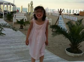 Apelul unui medic din Constanţa către societatea civilă „Fetiţei orfane i se încalcă drepturile copilului“. Ce spune DGASPC?  