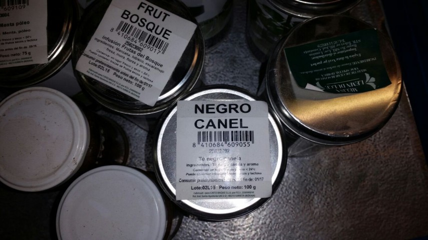 alimente expirate oferite turistilor la hotel orizont predeal comisarii anpc au propus inchiderea blocului alimente expirate oferite turistilor la hotel orizont predeal comisarii anpc au propus inchiderea blocului