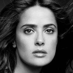 Actrița Salma Hayek împlinește 51 de ani