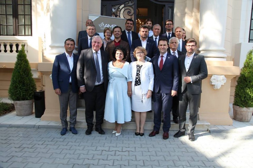 primarul comunei cumpana mariana gaju a participat la o intalnire cu membrii delegatiei romaniei la cor primarul comunei cumpana mariana gaju a participat la o intalnire cu membrii delegatiei romaniei la cor