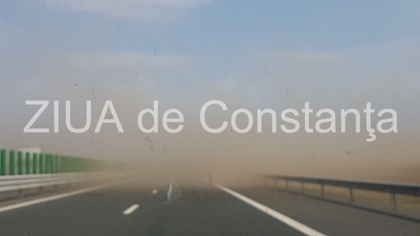 pericol pe autostrada soarelui vizibilitate redusa din cauza unui nor de praf galerie foto 639308 pericol pe autostrada soarelui vizibilitate redusa din cauza unui nor de praf galerie foto 639308