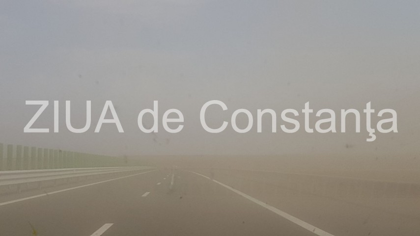 pericol pe autostrada soarelui vizibilitate redusa din cauza unui nor de praf galerie foto 639308 pericol pe autostrada soarelui vizibilitate redusa din cauza unui nor de praf galerie foto 639308