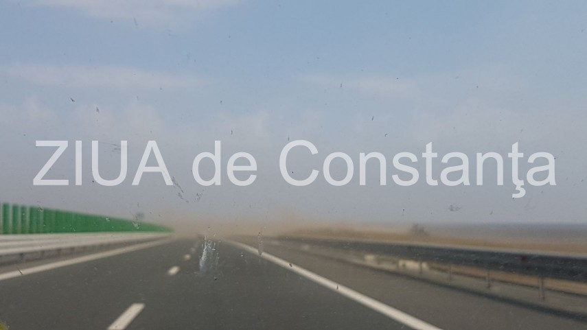 pericol pe autostrada soarelui vizibilitate redusa din cauza unui nor de praf galerie foto 639308 pericol pe autostrada soarelui vizibilitate redusa din cauza unui nor de praf galerie foto 639308