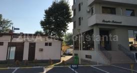 Constănţeanul supărat Un bărbat acuză un fost director din Primăria Constanţa că şi-a ridicat hotelul parţial pe proprietatea sa! (documente + galerie foto)