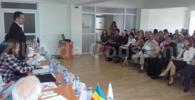 La Cumpăna s-a desfăşurat o conferinţă în cadrul campaniei naţionale „România se ridică în picioare pentru asistenţa socială“ (galerie foto) 