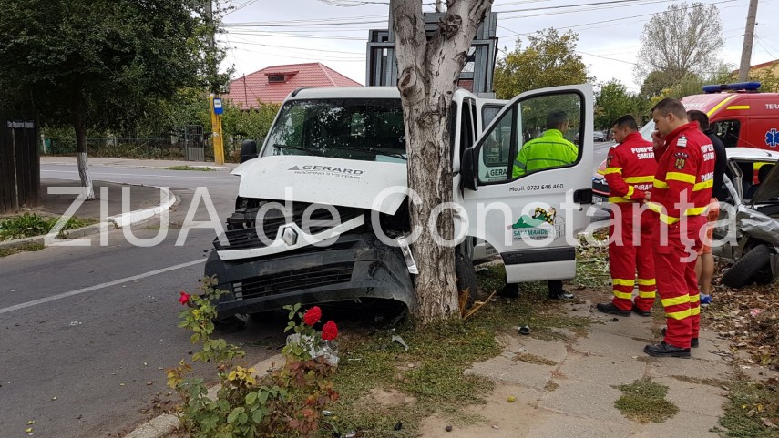 accident rutier in km 5 doua masini implicate 639820 accident rutier in km 5 doua masini implicate 639820