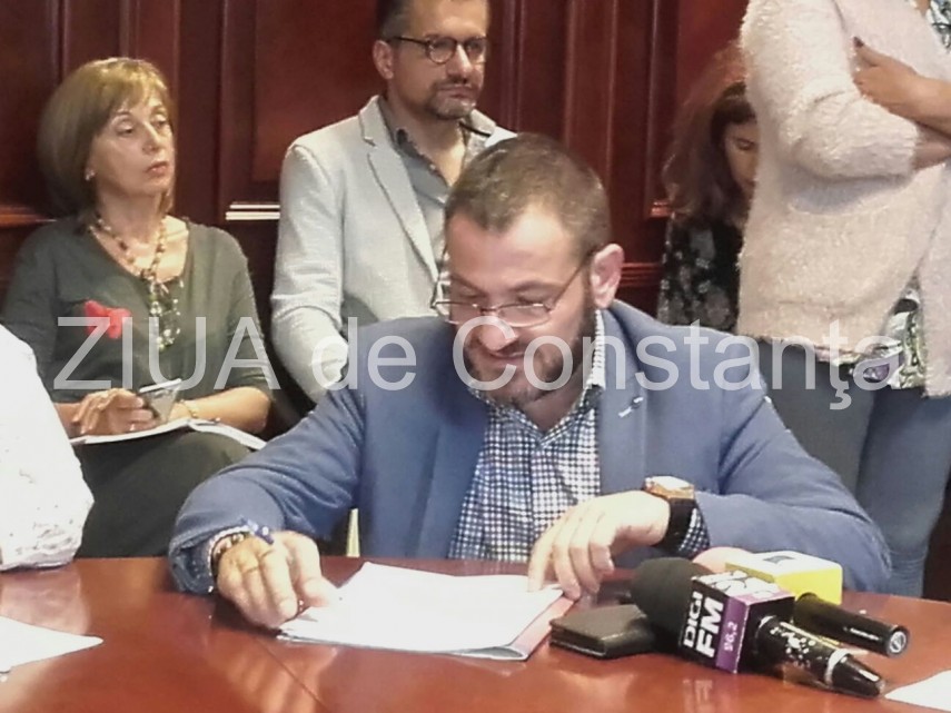 sedinta de colegiu prefectural in aceste momente la prefectura constanta galerie foto 639822 sedinta de colegiu prefectural in aceste momente la prefectura constanta galerie foto 639822