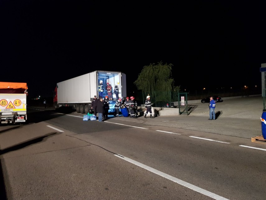 traficul rutier a fost oprit pe dn1 din cauza unui incident in care a fost implicat un transport special traficul rutier a fost oprit pe dn1 din cauza unui incident in care a fost implicat un transport special