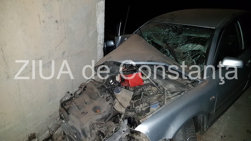 accident rutier intre medgidia si valea dacilor o persoana incarcerata 641192 accident rutier intre medgidia si valea dacilor o persoana incarcerata 641192