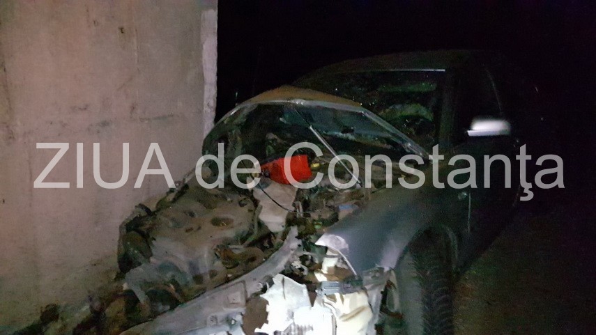 accident rutier intre medgidia si valea dacilor o persoana incarcerata 641192 accident rutier intre medgidia si valea dacilor o persoana incarcerata 641192