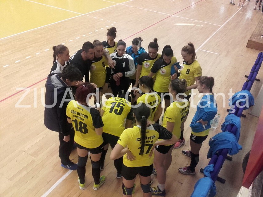 imagini de la eveniment csu neptun victorie categorica in partida cu acs spartac bucuresti 641237 imagini de la eveniment csu neptun victorie categorica in partida cu acs spartac bucuresti 641237
