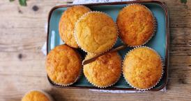 Muffins cu malai, porumb si cascaval