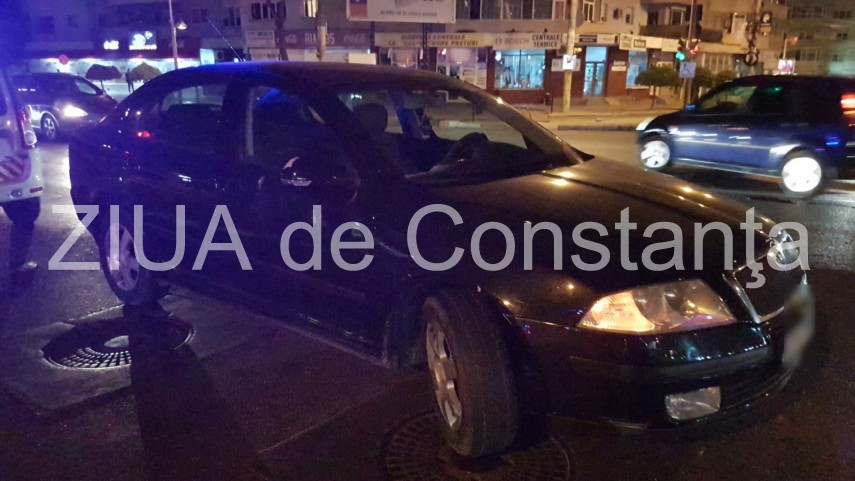 imagini de la eveniment accident rutier pe bulevardul tomis este implicata o caruta 641850 imagini de la eveniment accident rutier pe bulevardul tomis este implicata o caruta 641850