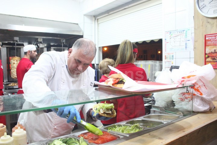 eveniment dabo doner maestrul horia virlan a gatit pentru constanteni galerie foto video 641886 eveniment dabo doner maestrul horia virlan a gatit pentru constanteni galerie foto video 641886