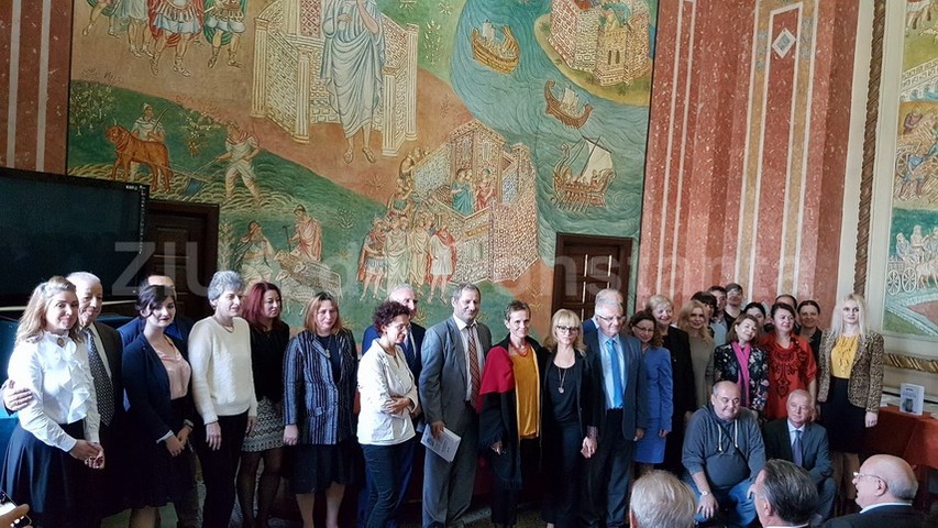 imagini de la eveniment o carte monument o carte document pentru constanta culturala razbunarea barbarilor imagini de la eveniment o carte monument o carte document pentru constanta culturala razbunarea barbarilor