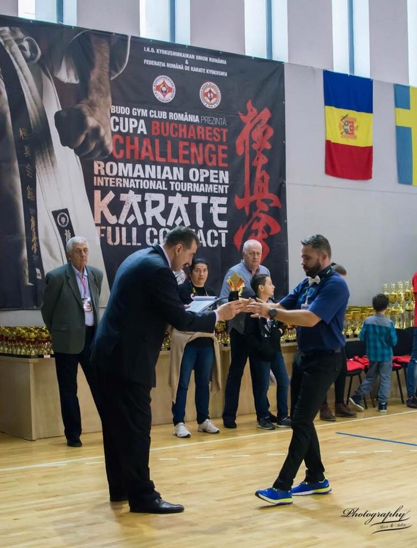 concurs international de karate full contact sportivii de la cs shobu constanta medaliati la bucharest concurs international de karate full contact sportivii de la cs shobu constanta medaliati la bucharest