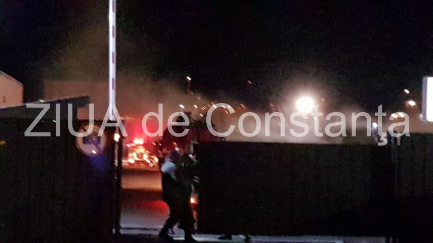 alerta in portul constanta arde o nava in dana 0 pompierii isu dobrogea chemati in ajutor 642532 alerta in portul constanta arde o nava in dana 0 pompierii isu dobrogea chemati in ajutor 642532