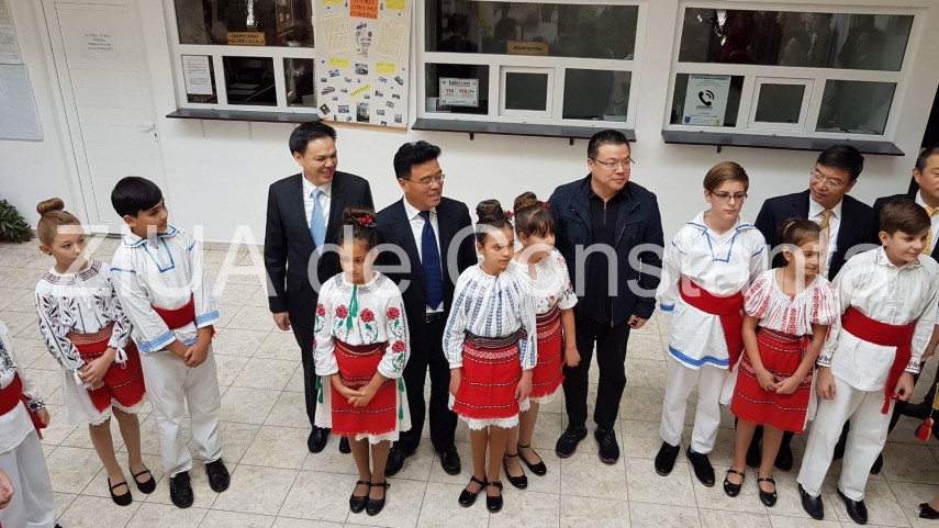 imagini de la eveniment primaria cumpana vizitata de o delegatie din china galerie foto 642508 imagini de la eveniment primaria cumpana vizitata de o delegatie din china galerie foto 642508