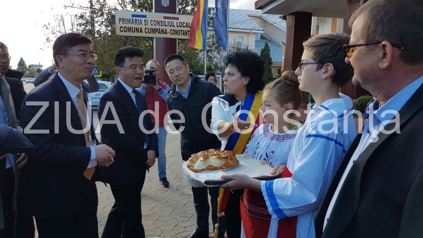 imagini de la eveniment primaria cumpana vizitata de o delegatie din china galerie foto 642508 imagini de la eveniment primaria cumpana vizitata de o delegatie din china galerie foto 642508