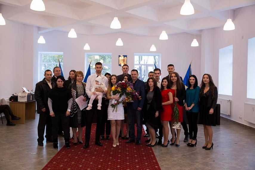 au spus da intr o zi aparte luptatorul costin mincu si alexandra florentina mina instructor de fitness au spus da intr o zi aparte luptatorul costin mincu si alexandra florentina mina instructor de fitness