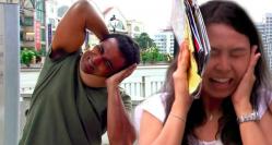 Funny video Farsă cu gâtul rupt