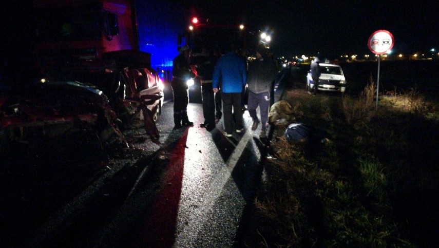 accident groaznic langa a2 doi morti si cinci raniti in una din masinile implicate era stafful unui club accident groaznic langa a2 doi morti si cinci raniti in una din masinile implicate era stafful unui club