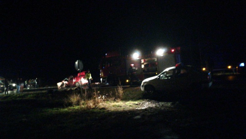 accident groaznic langa a2 doi morti si cinci raniti in una din masinile implicate era stafful unui club accident groaznic langa a2 doi morti si cinci raniti in una din masinile implicate era stafful unui club