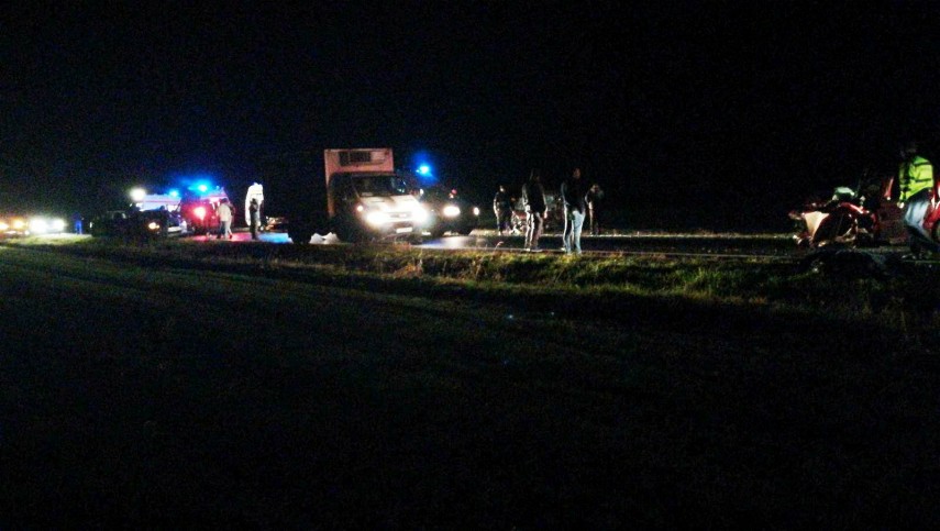 accident groaznic langa a2 doi morti si cinci raniti in una din masinile implicate era stafful unui club accident groaznic langa a2 doi morti si cinci raniti in una din masinile implicate era stafful unui club