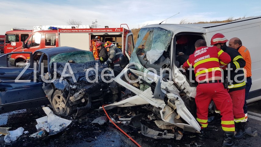 accident rutier grav cu persoane incarcerate intre ovidiu si mihail kogalniceanu 643635 accident rutier grav cu persoane incarcerate intre ovidiu si mihail kogalniceanu 643635