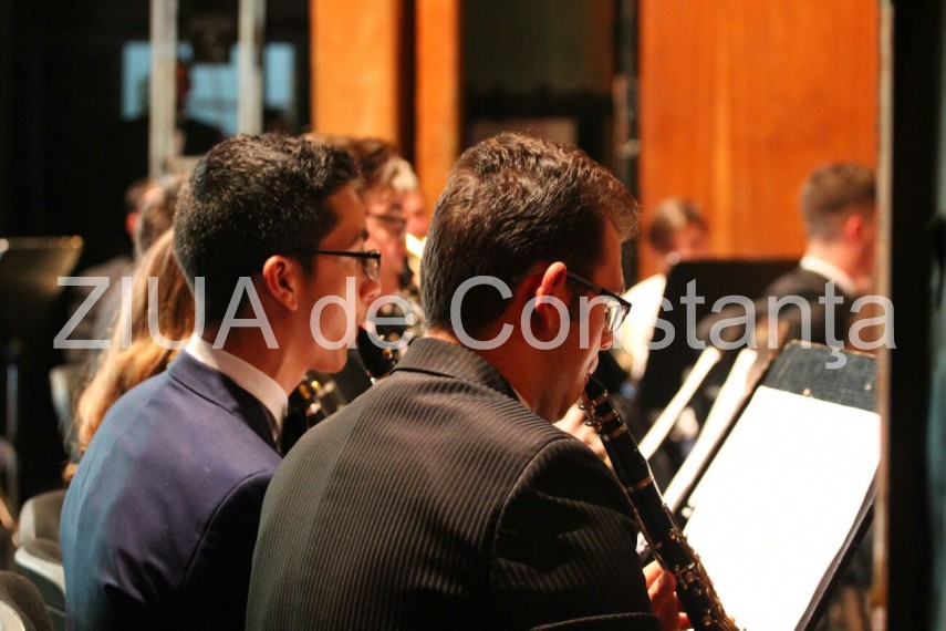 filmul ovidius 600 ore de filmare 17 specialisti si patru realizatori intr o poveste document galerie filmul ovidius 600 ore de filmare 17 specialisti si patru realizatori intr o poveste document galerie