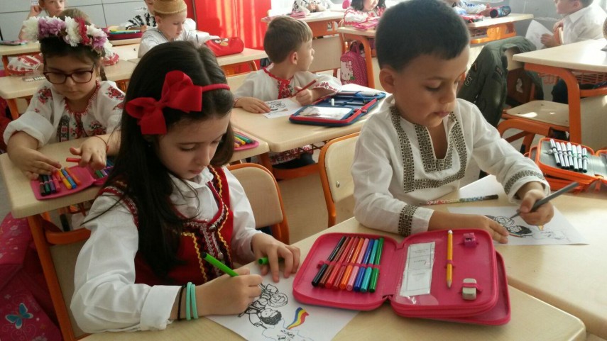 scoala gimnaziala nr 30 gheorghe titeica din constanta a sarbatorit ziua dobrogei printr o hora dobrogeana scoala gimnaziala nr 30 gheorghe titeica din constanta a sarbatorit ziua dobrogei printr o hora dobrogeana