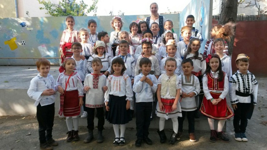 scoala gimnaziala nr 30 gheorghe titeica din constanta a sarbatorit ziua dobrogei printr o hora dobrogeana scoala gimnaziala nr 30 gheorghe titeica din constanta a sarbatorit ziua dobrogei printr o hora dobrogeana