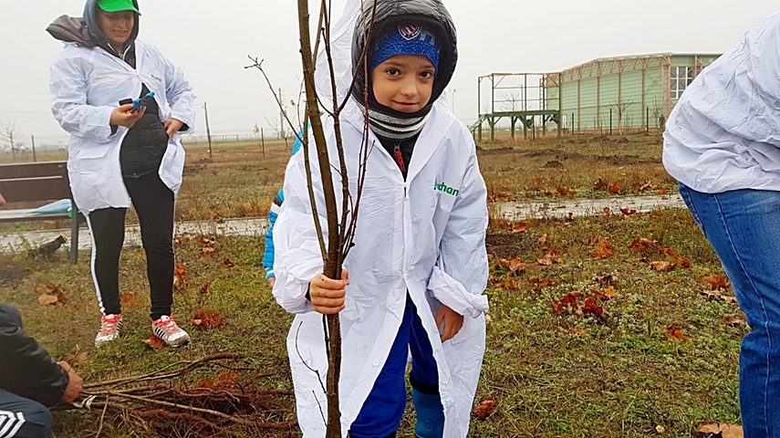 cumpana mai bogata cu 4 600 de pomi programele de plantare au in administratia publica locala un partener cumpana mai bogata cu 4 600 de pomi programele de plantare au in administratia publica locala un partener