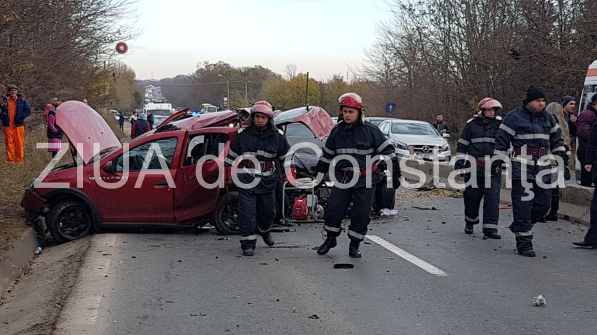 grav accident rutier la iesire din lazu catre autostrada a4 o persoana este incarcerata intervine elicopterul grav accident rutier la iesire din lazu catre autostrada a4 o persoana este incarcerata intervine elicopterul