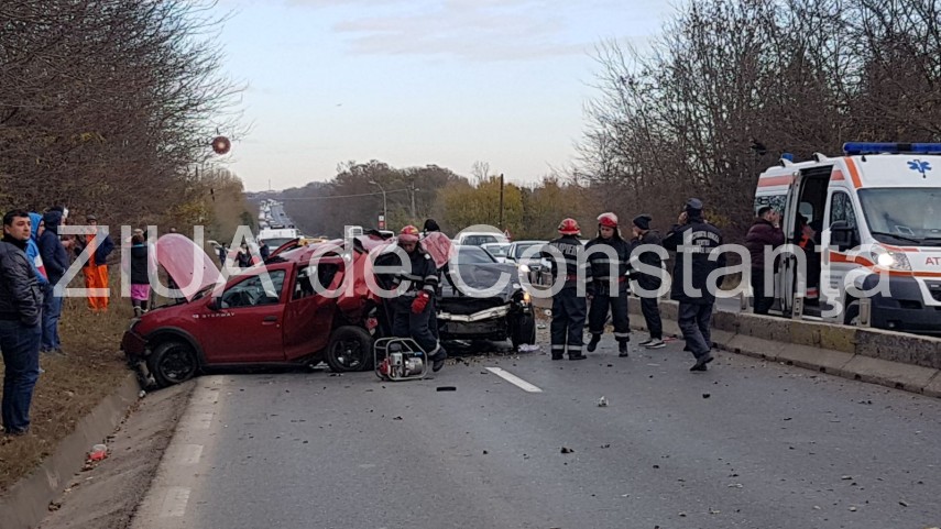 grav accident rutier la iesire din lazu catre autostrada a4 o persoana este incarcerata intervine elicopterul grav accident rutier la iesire din lazu catre autostrada a4 o persoana este incarcerata intervine elicopterul
