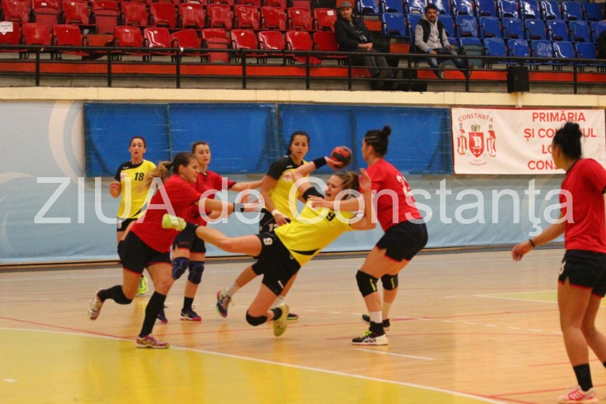 imagini de la eveniment handbalistele de la csu neptun au castigat meciul cu hc activ cso plopeni galerie imagini de la eveniment handbalistele de la csu neptun au castigat meciul cu hc activ cso plopeni galerie