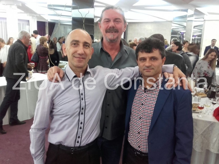 inegalabilul invitatii lui ilie floroiu au participat la constanta si la repriza a treia distractie maxima inegalabilul invitatii lui ilie floroiu au participat la constanta si la repriza a treia distractie maxima