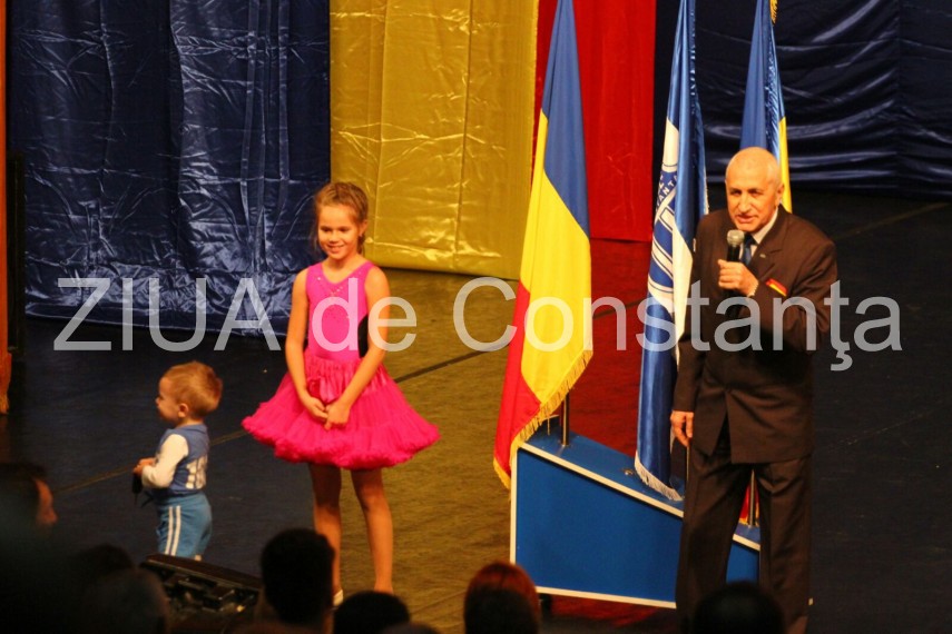 imagini de la eveniment ilie floroiu sarbatorit personalitati ale sportului romanesc prezente la casa imagini de la eveniment ilie floroiu sarbatorit personalitati ale sportului romanesc prezente la casa