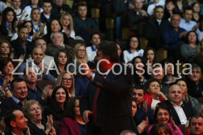 imagini de la eveniment ilie floroiu sarbatorit personalitati ale sportului romanesc prezente la casa imagini de la eveniment ilie floroiu sarbatorit personalitati ale sportului romanesc prezente la casa