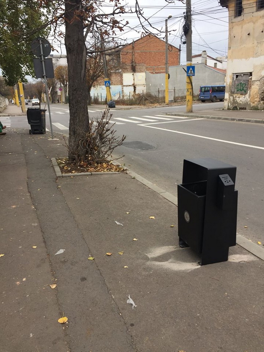 a inceput montarea noilor cosuri de gunoi din constanta iata cum arata galerie foto 645502 a inceput montarea noilor cosuri de gunoi din constanta iata cum arata galerie foto 645502