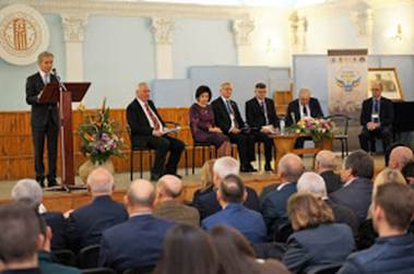 interviu cu prof univ dr stoica lascu profesori de la ovidius si andrei saguna la chisinau la conferinta interviu cu prof univ dr stoica lascu profesori de la ovidius si andrei saguna la chisinau la conferinta