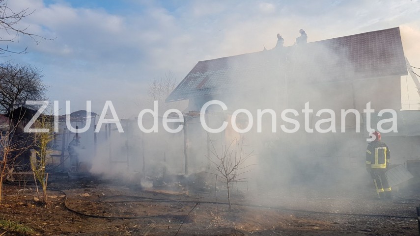 pericol de explozie incendiu in localitatea poarta alba 645799 pericol de explozie incendiu in localitatea poarta alba 645799