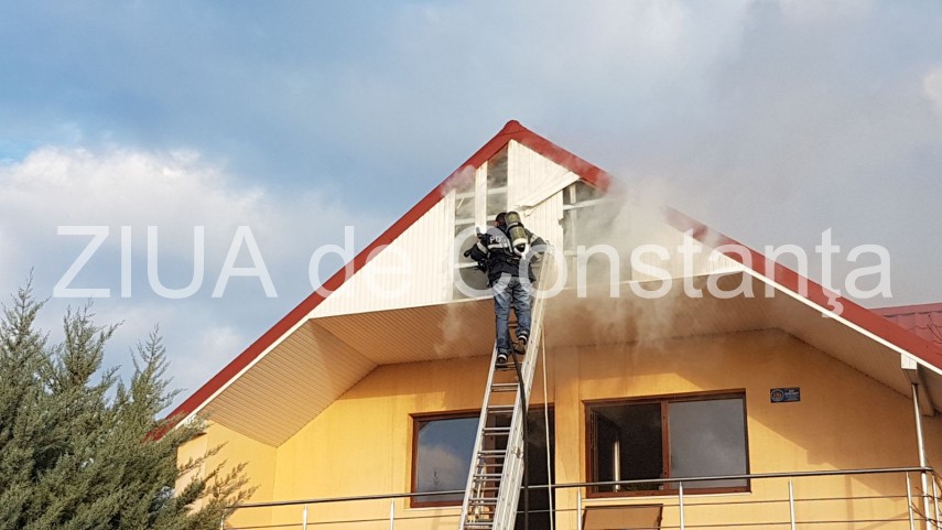 pericol de explozie incendiu in localitatea poarta alba 645799 pericol de explozie incendiu in localitatea poarta alba 645799