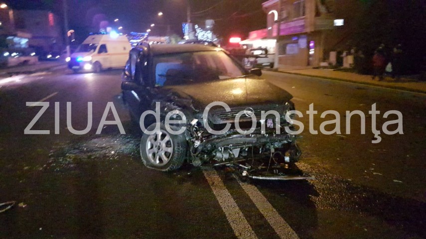 accident rutier in ovidiu patru autoturisme implicate 647055 accident rutier in ovidiu patru autoturisme implicate 647055