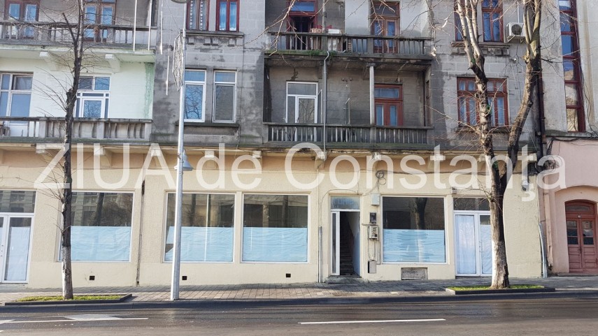 fotoreportaj urmarile incendiului izbucnit la un imobil situat in centrul municipiului constanta in ziua fotoreportaj urmarile incendiului izbucnit la un imobil situat in centrul municipiului constanta in ziua