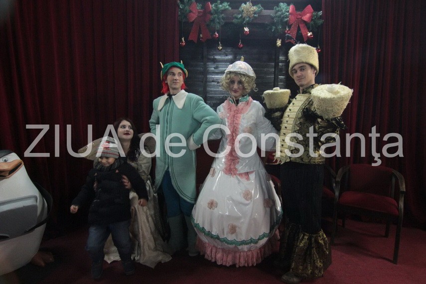 fotoreportaj oraselul copiilor din constanta inca mai poti face poze cu mos craciun 647592 fotoreportaj oraselul copiilor din constanta inca mai poti face poze cu mos craciun 647592