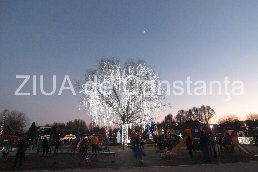 fotoreportaj oraselul copiilor din constanta inca mai poti face poze cu mos craciun 647592 fotoreportaj oraselul copiilor din constanta inca mai poti face poze cu mos craciun 647592