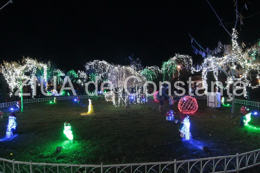 fotoreportaj oraselul copiilor din constanta inca mai poti face poze cu mos craciun 647592 fotoreportaj oraselul copiilor din constanta inca mai poti face poze cu mos craciun 647592