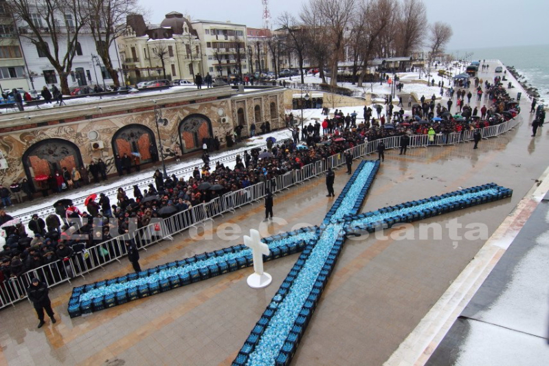 boboteaza sf ion si craciunul pe rit vechi ce le recomanda politistii celor care vor participa la festivitatile boboteaza sf ion si craciunul pe rit vechi ce le recomanda politistii celor care vor participa la festivitatile