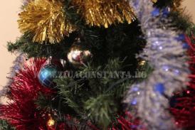 Tradiții și obiceiuri Ruşii, moldovenii, lipovenii, sârbii serbează, azi, Crăciunul 